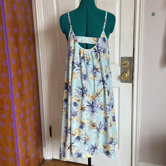 Tropical print dress - Picture 2 of 4